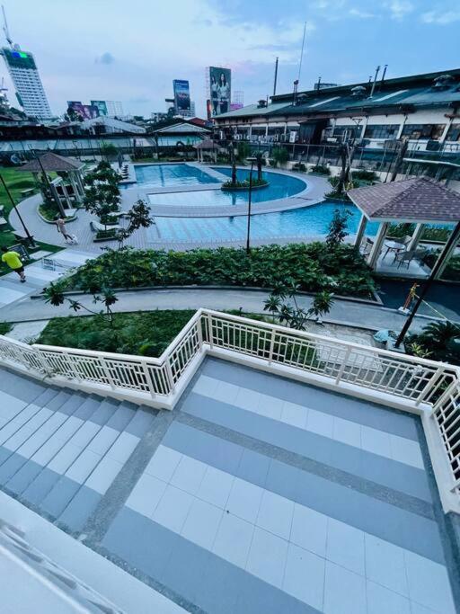 Stylish 1 Bedroom With Pool View And Fast Wifi