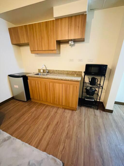 Stylish 1 Bedroom With Pool View And Fast Wifi Apartamento Manila