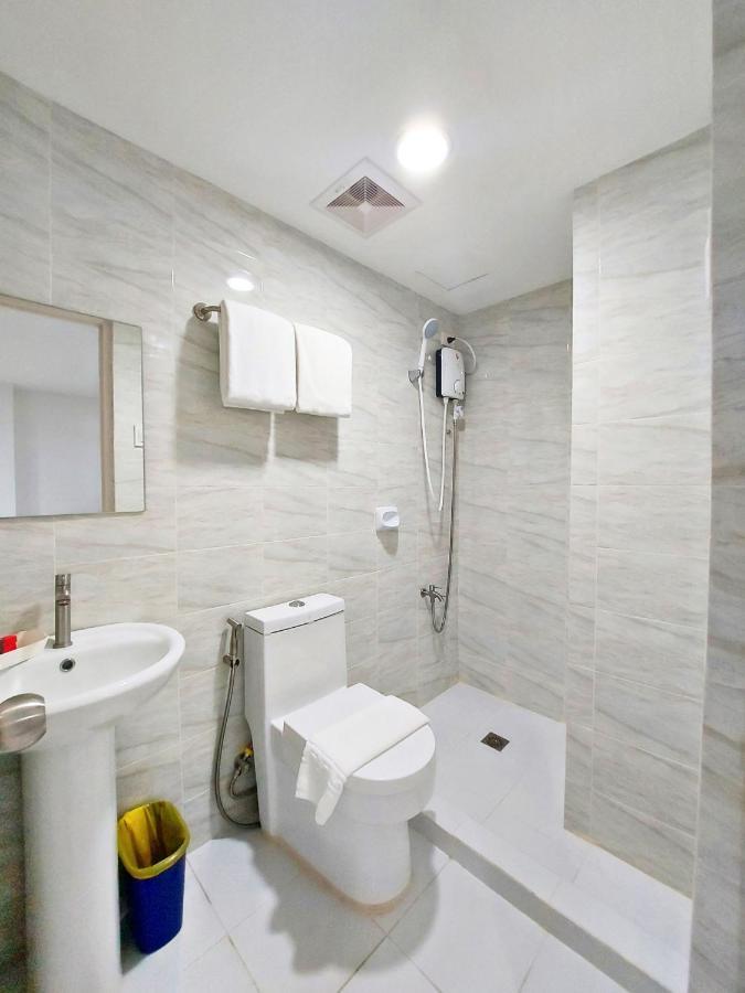 Hotel Airobedz Bgc - Near Uptown 3*