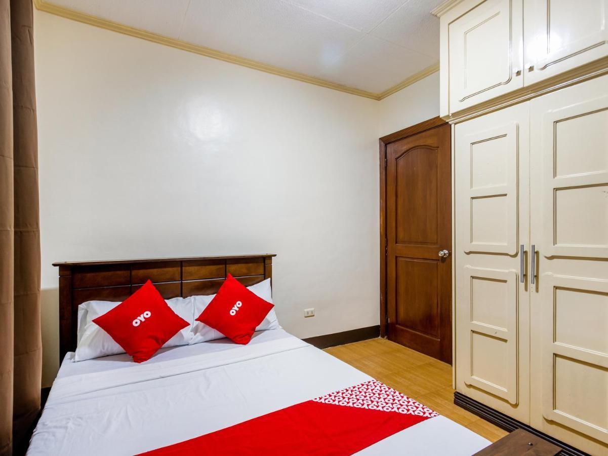 Hotel Oyo 831 Casa Maria Manila