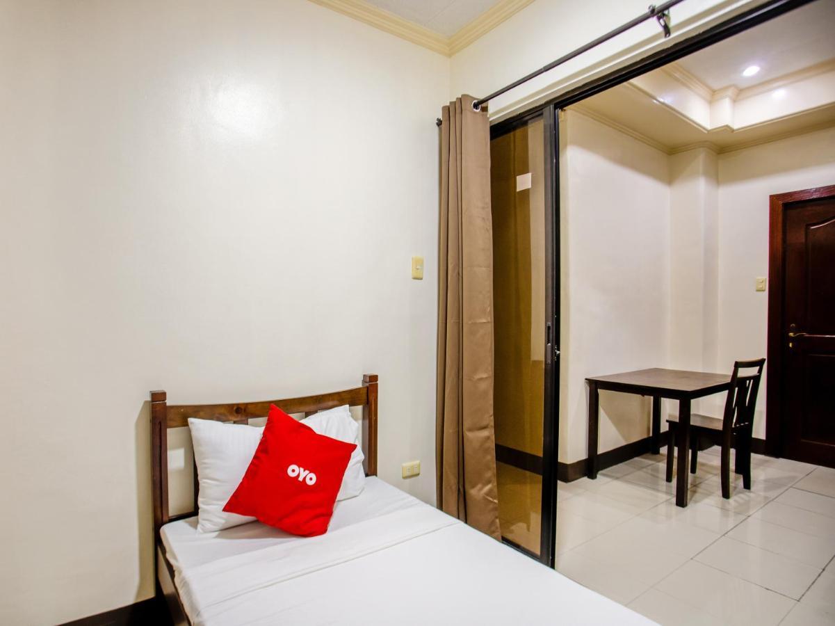 Hotel Oyo 831 Casa Maria 2*