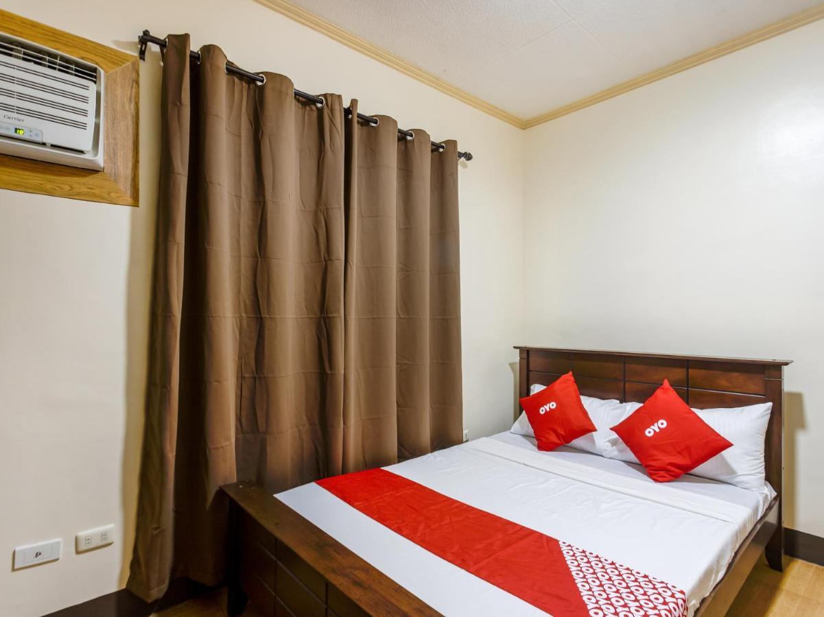 Hotel Oyo 831 Casa Maria Manila