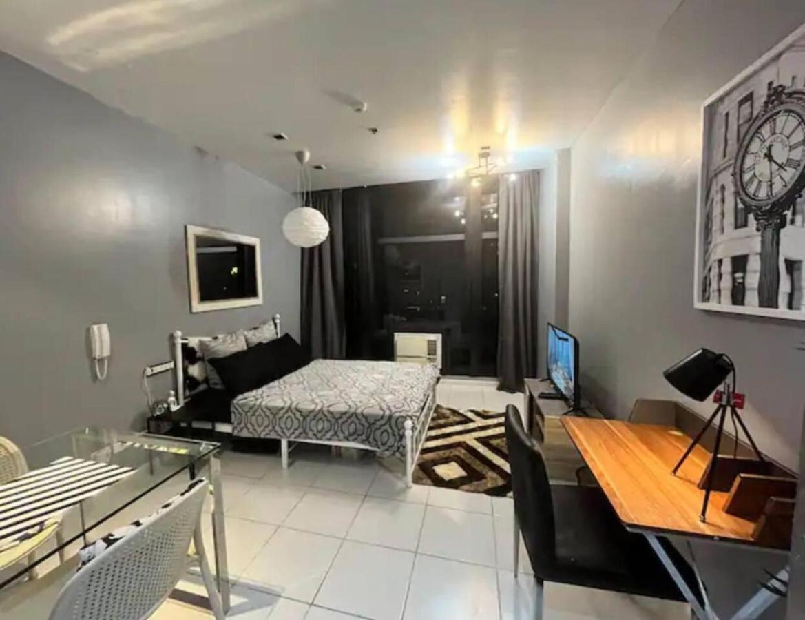 The Gramercy Makati Amazing View Apartment