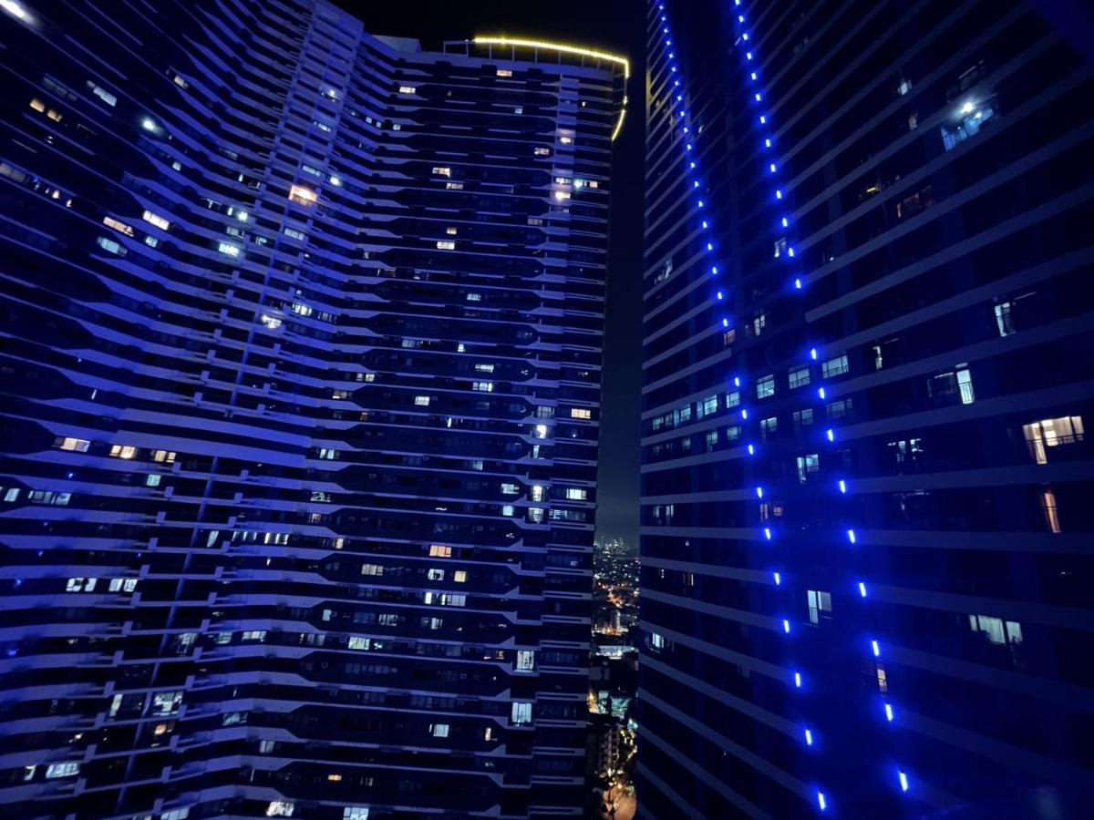 Netflix All Day In Lovely 1br With Balcony Air Residences *