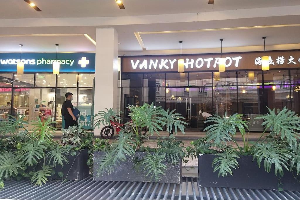 Lovely Near Naia Terminal 3 Apartment