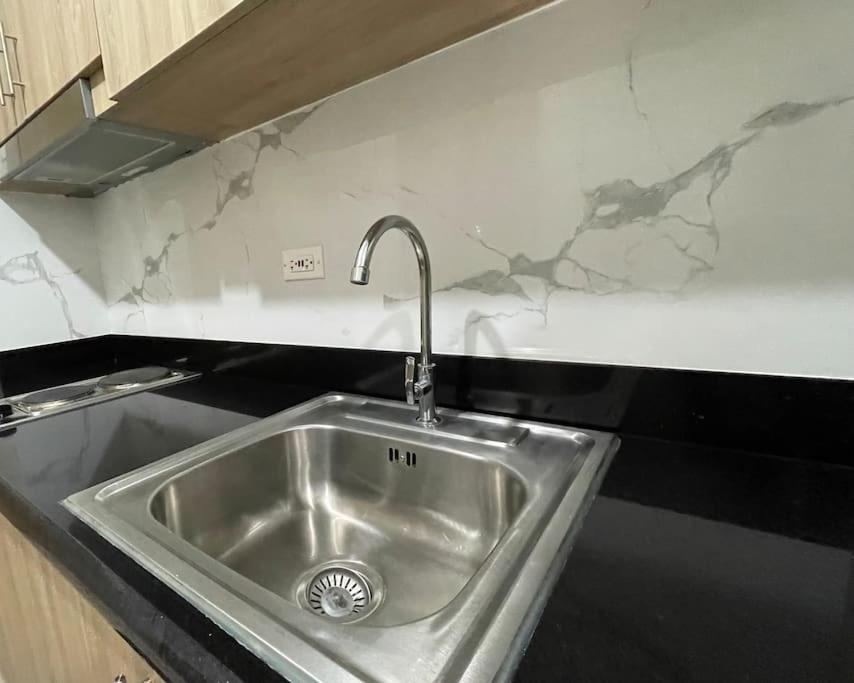 Twin Guest Room-amenity-pool Level View-fully Furnished-free Netflix-wifi-mall Of Complex-shore2-t1260 *