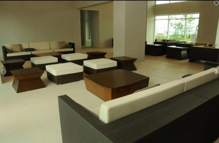 Beacon Makati Free Pool Access Free Wifi 100mbps & Free Netflix Apartment Manila