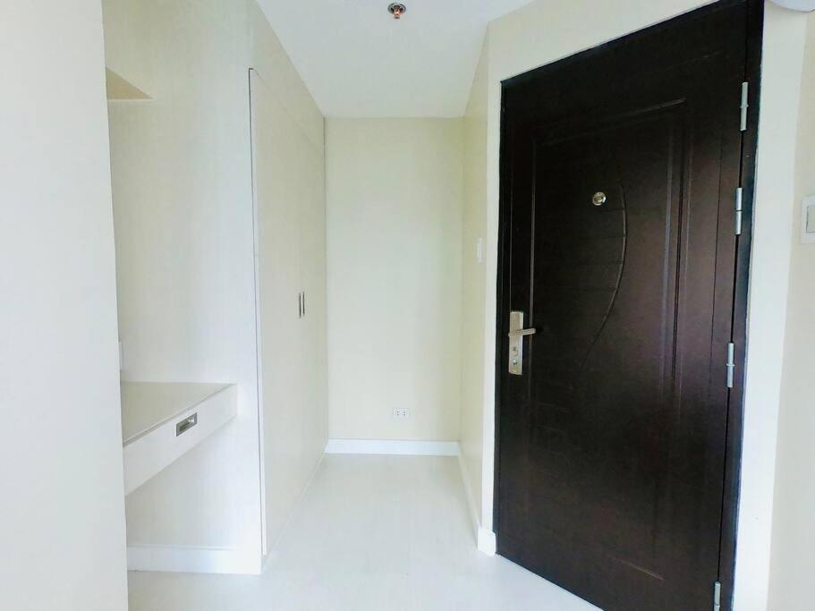 View 2br Loft At Victoria Bgc Free Wifi & Netflix Apartamento