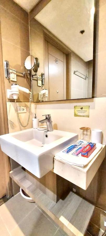 Studio Unit At Antel Serenity Suites Makati Manila