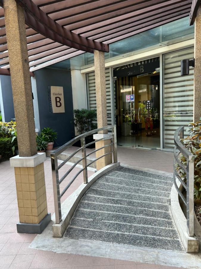 Telly's Across Naia3 Manila