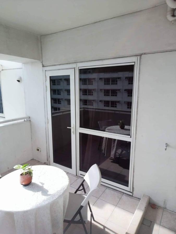 Celadon Tower- With Balcony Near Sm San Lazaro * Manila
