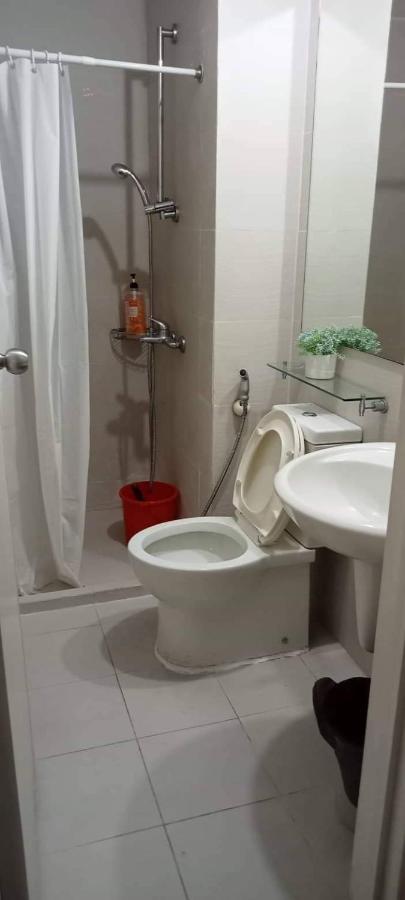 Apartment Azure C3 Balcony Wifi Near Mall Airport