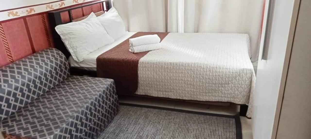 Apartment Azure C3 Balcony Wifi Near Mall Airport