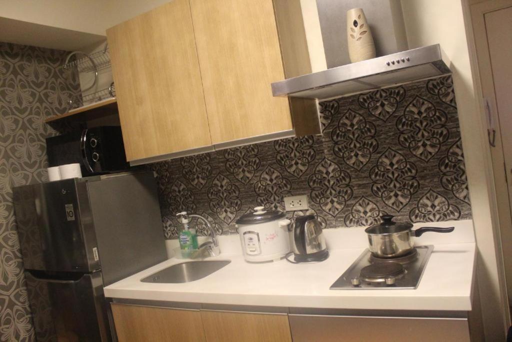 Azure Urban A3 Near Airport Mall With Balcony Wavepool Apartment