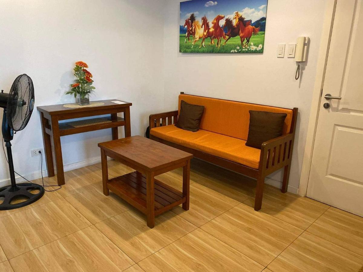Apartment Azure C3 Balcony Wifi Near Mall Airport