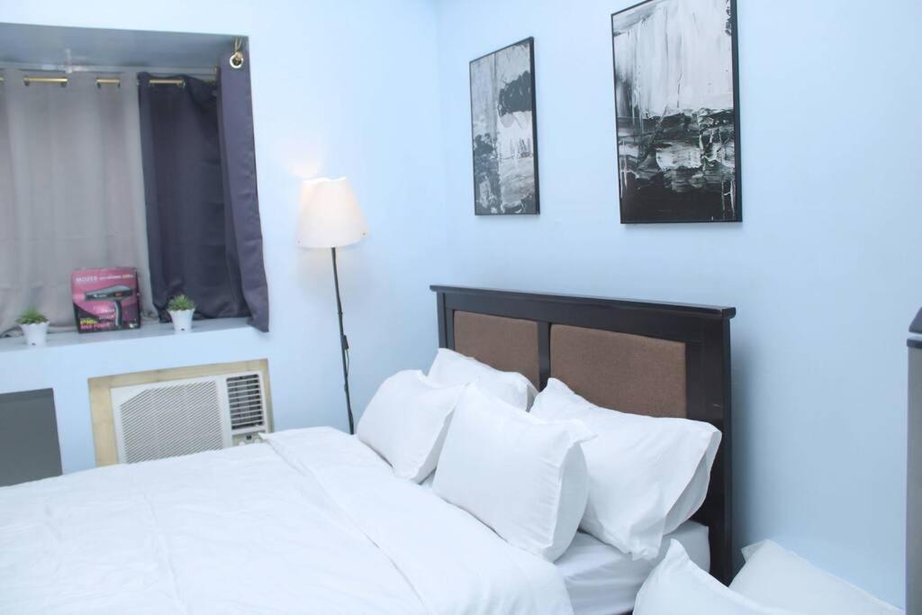 Apartment A2j Executive Near Venice Mall Bgc