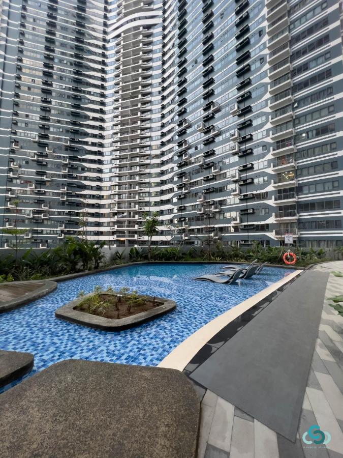 Staycation By Ness In Ayala Makati Apartment Manila