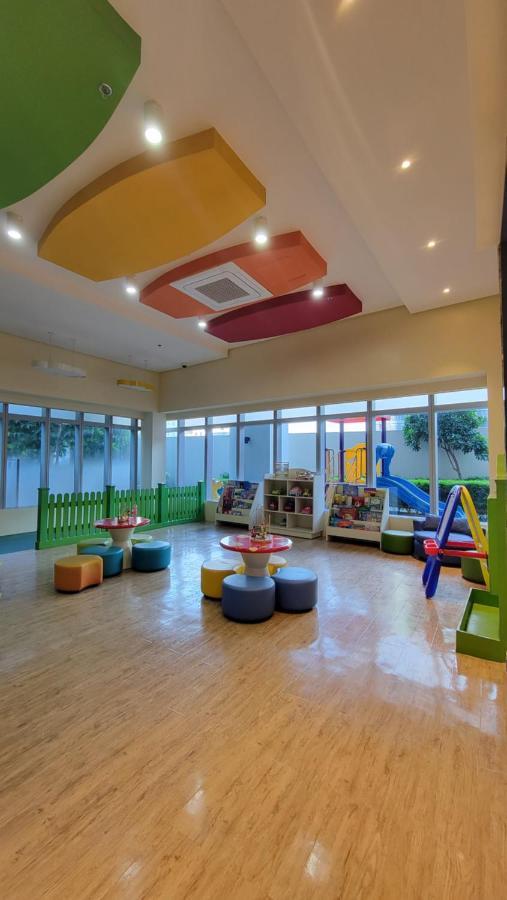 Uptown Parksuites Homestay