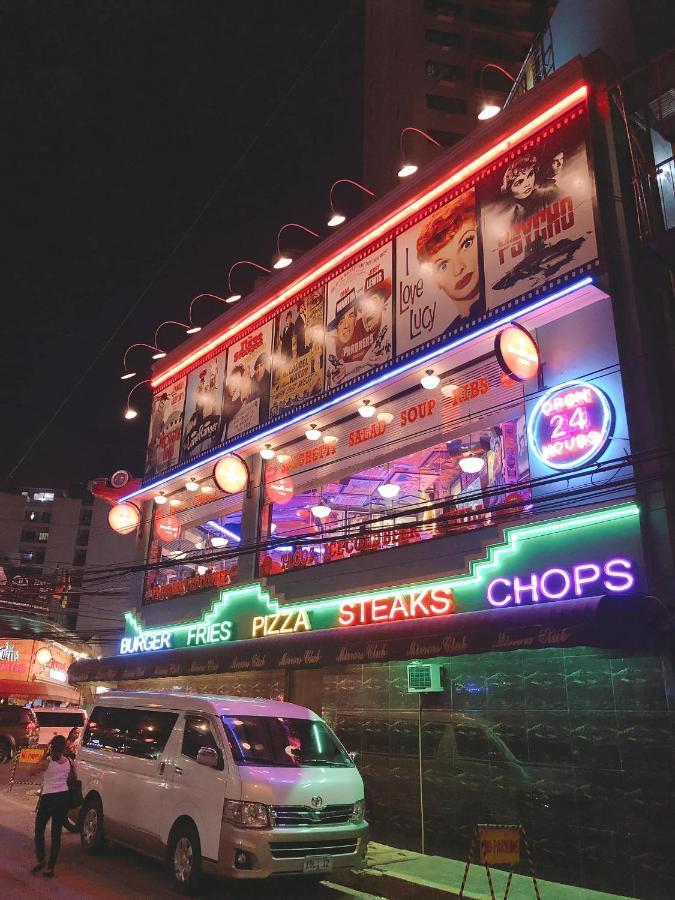 Staycation By Ness In Ayala Makati Apartment Manila