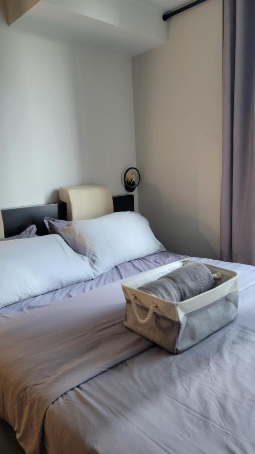 Uptown Parksuites Homestay Manila