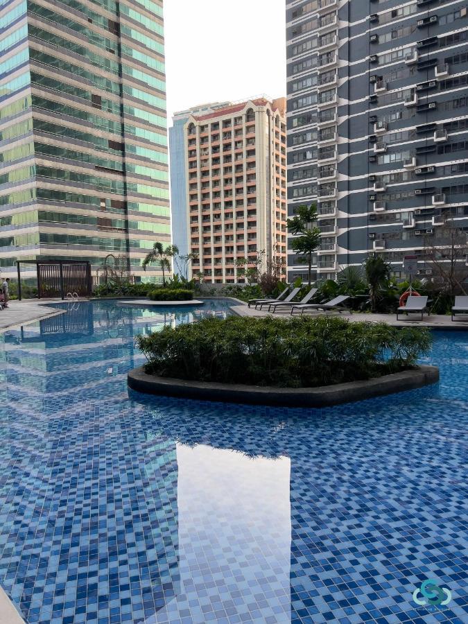 Apartment Staycation By Ness In Ayala Makati