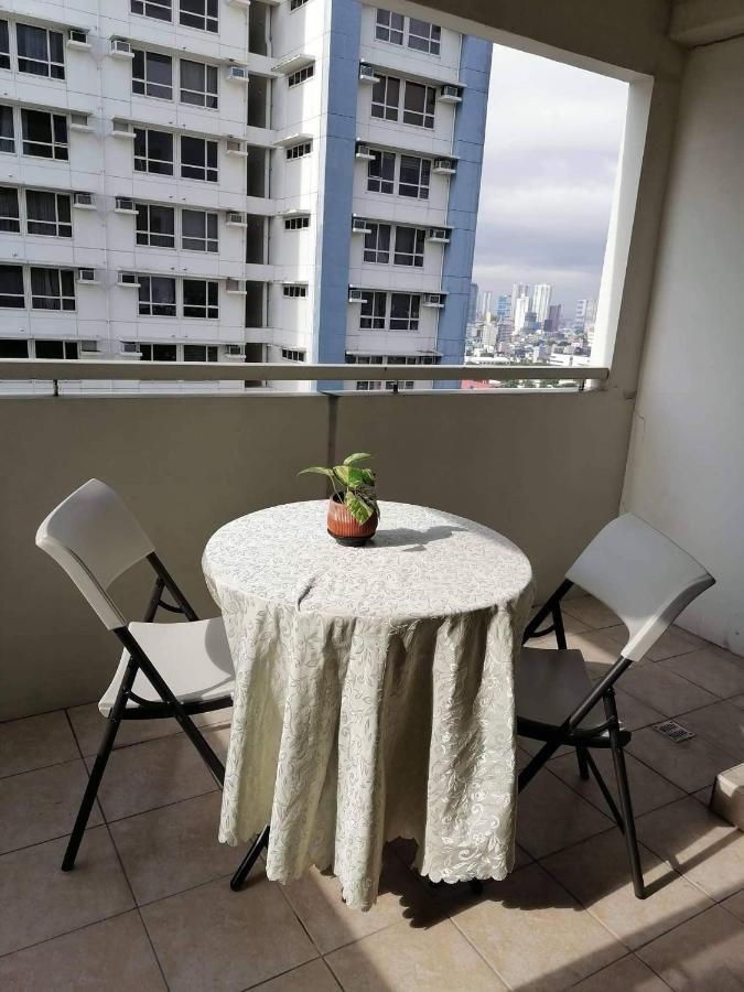 Celadon Tower- With Balcony Near Sm San Lazaro * Manila