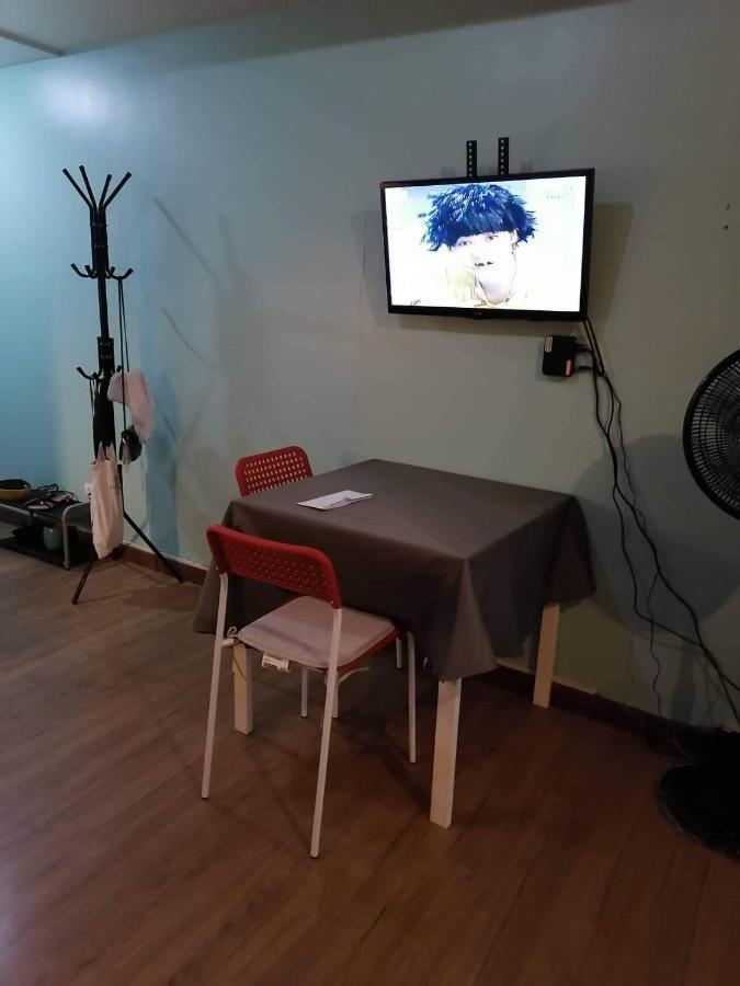 Apartment Celadon Tower- With Balcony Near Sm San Lazaro *