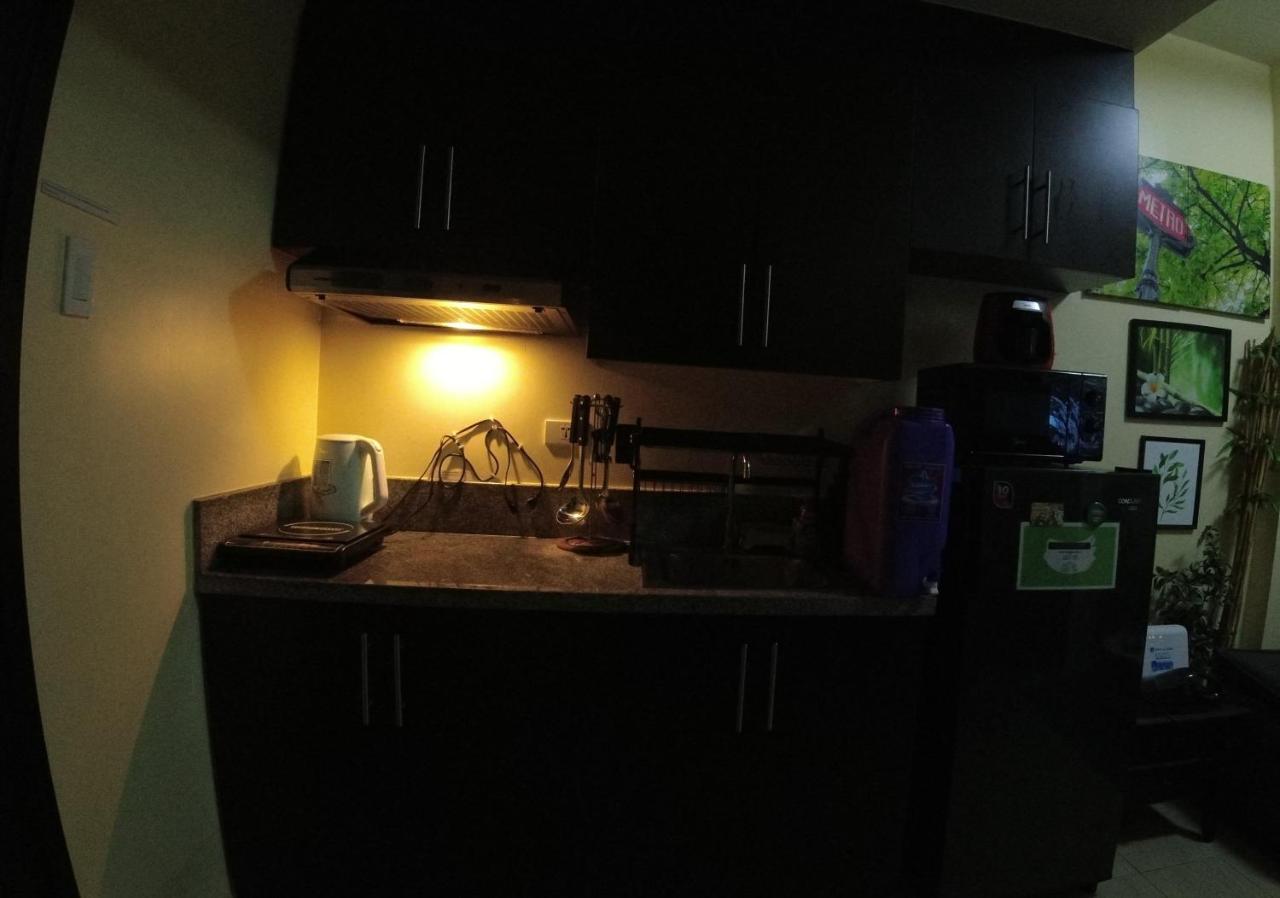 A Refreshing Unit Near Bgc, Ortigas & Makati With Netflix And Wifi Apartment