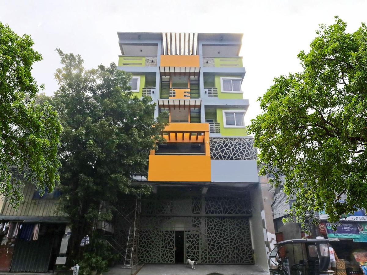 Hotel Oyo 904 Bernbon Condominiuim Manila