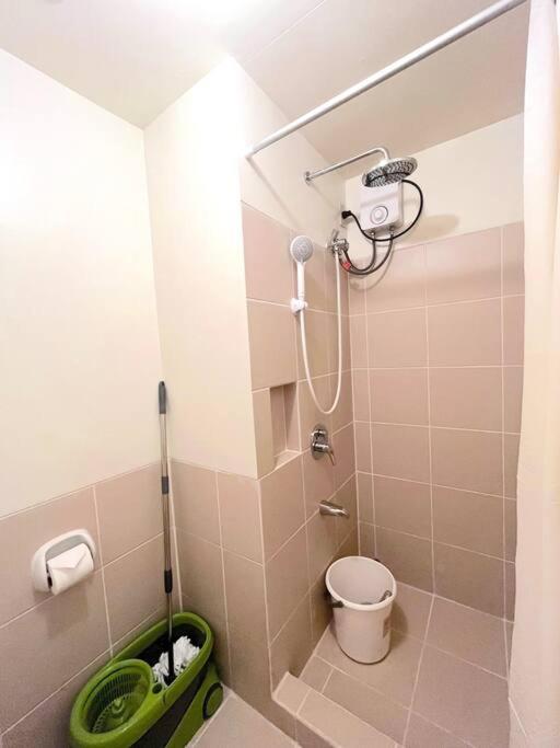 Location And Spacious 1br W/ Wi-fi At Brixton Place, Pasig *