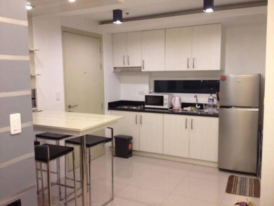 Exclusive Furnished 1 Bedroom In Bel-air Makati Manila