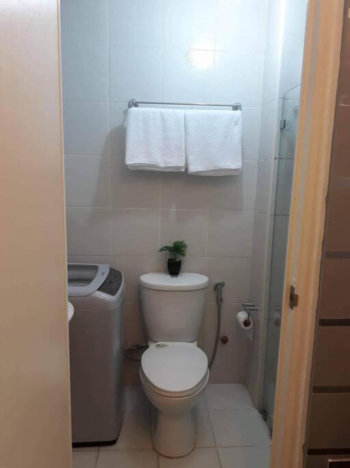Exclusive Furnished 1 Bedroom In Bel-air Makati * Manila