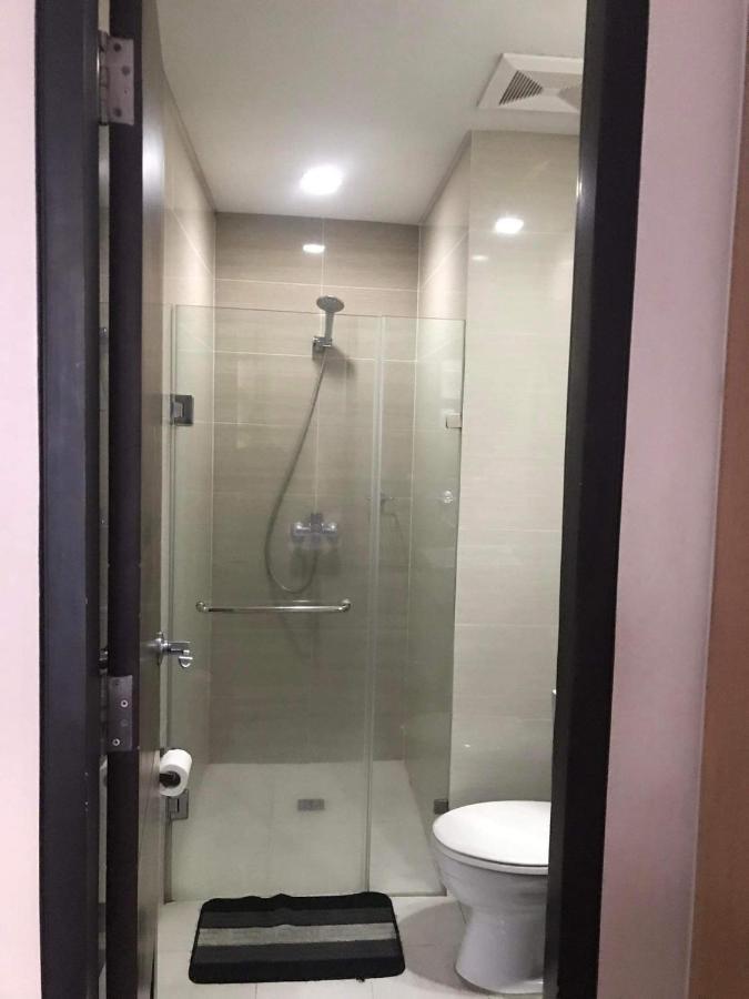 Unit Near Terminal 3 Apartment Manila