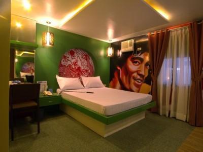 Icon Hotel