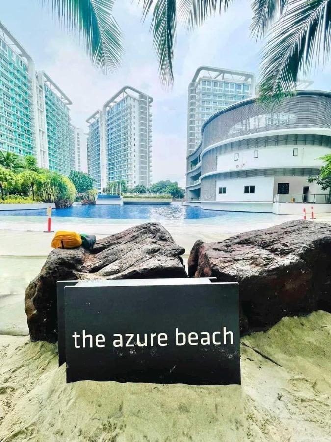 Azure South Urban Near Airport *