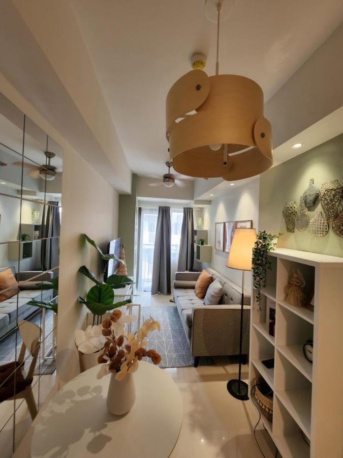 Serene Suites At S Residences Moa Complex * Manila