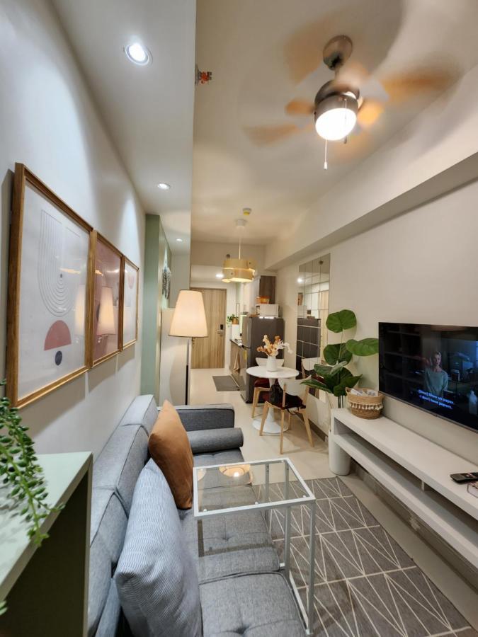 Serene Suites At S Residences Moa Complex * Manila