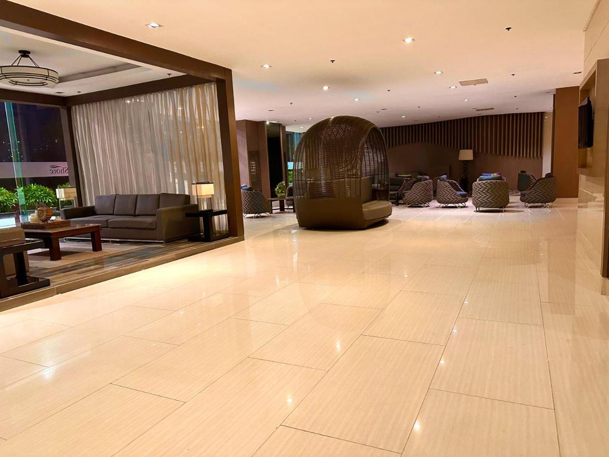 Apartment Luxury Seaside Sunset View At Sm Mall Of With Free Parking Manila
