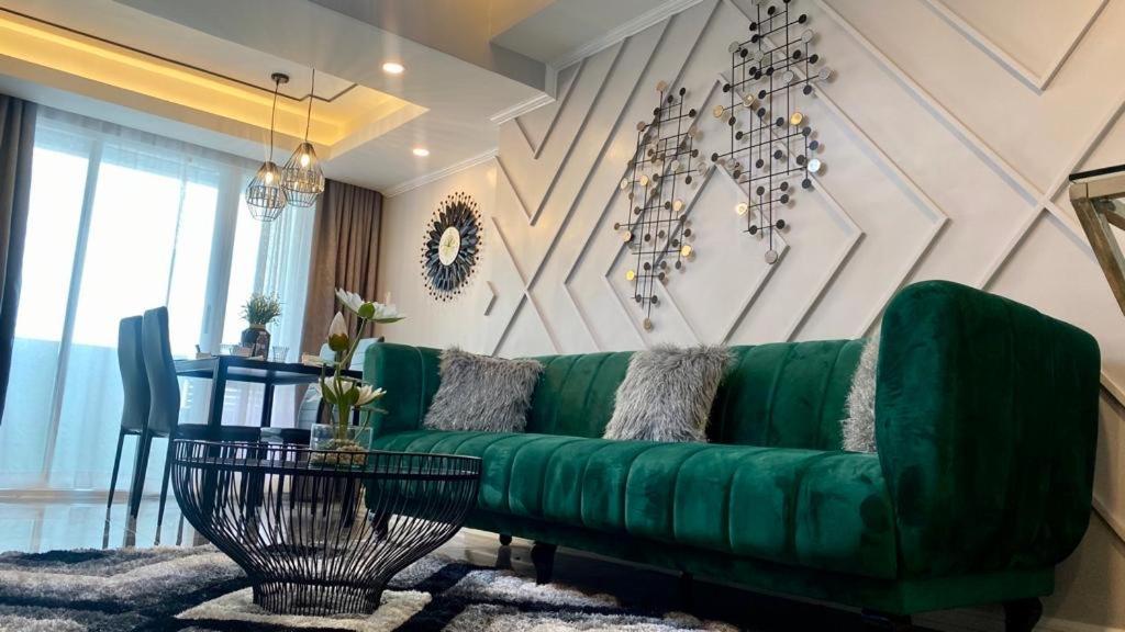Apartment Hidden Gem At Makati *