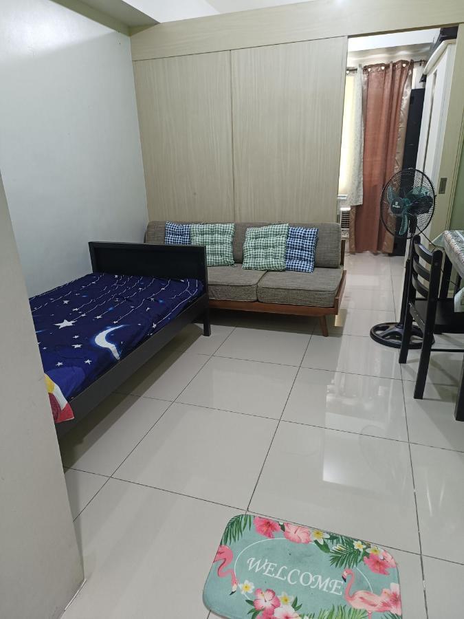 Apartment Amigo's Place At Sea Residences Manila