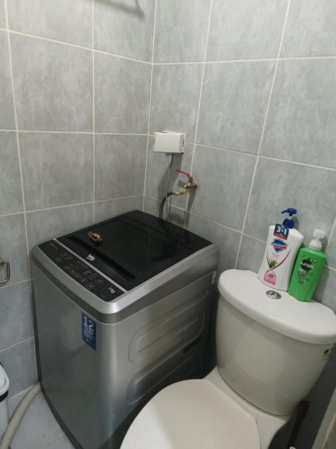 Apartment Amigo's Place At Sea Residences