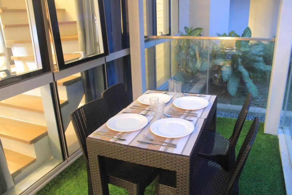 A2j Luxury 3br Near Uptown Mall Bgc Taguig Apartment