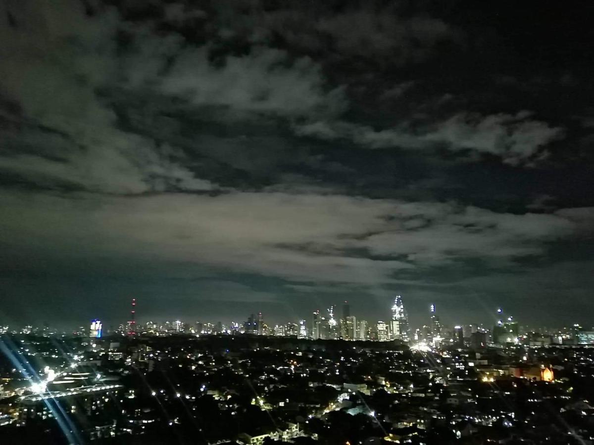 Guest house Congressional Town Center 21st Floor Manila