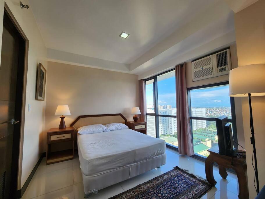 Casa Antonio At Viceroy Mckinley Hill Apartment Manila