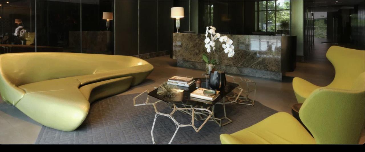 Cozy Place With View At Greenbelt Makati *