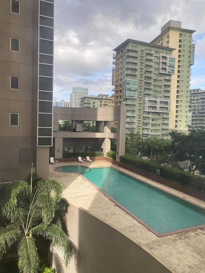 South Of Market Private Apartment Manila
