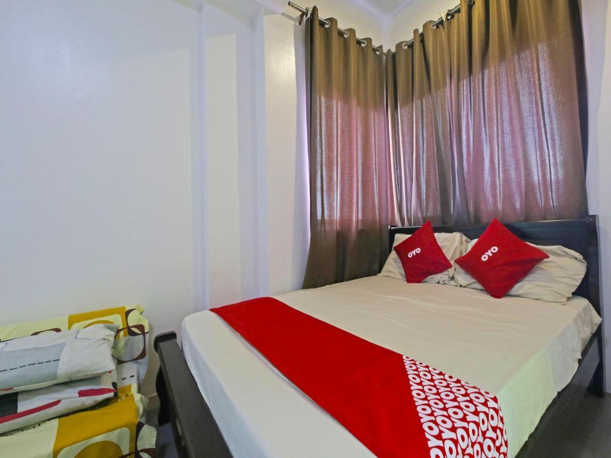 Oyo 904 Bernbon Condominiuim 2* Manila