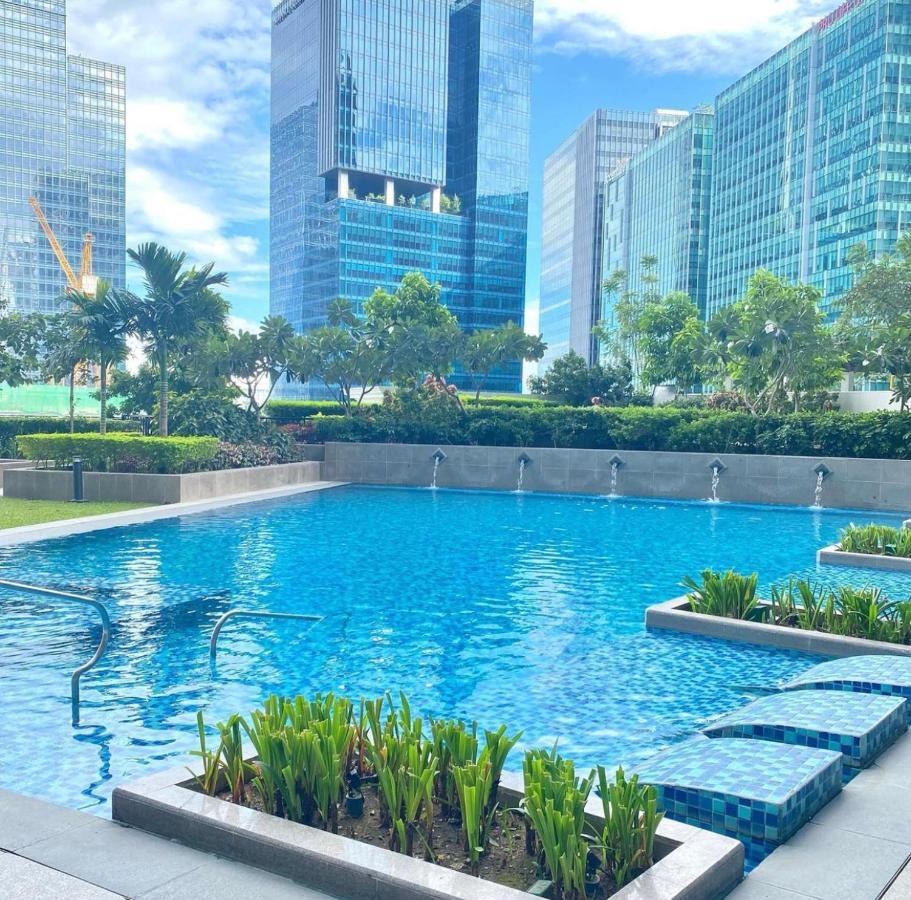 Apartamento Bright 2-bedroom With Pool In Bgc Uptown *