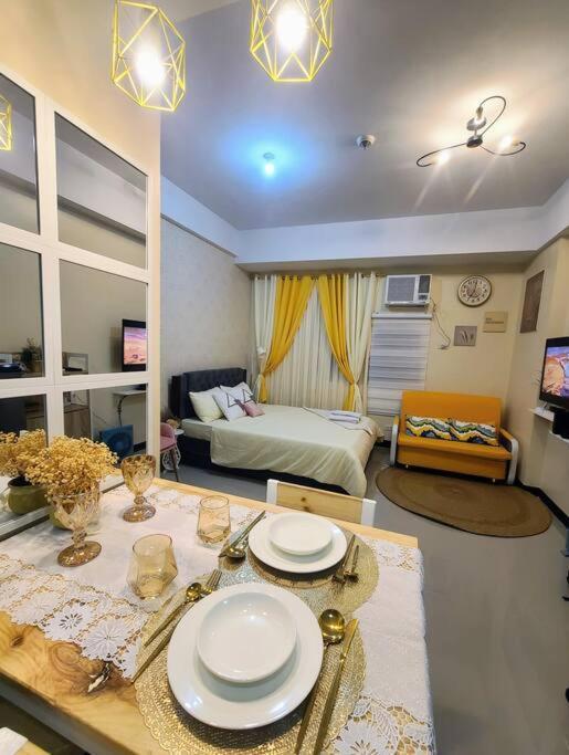 House Of B&y At 101 Newport Across Naia T3 Apartment Manila