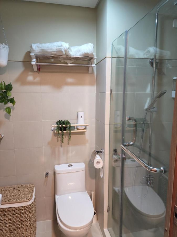 Serene Suites At S Residences Moa Complex * Manila